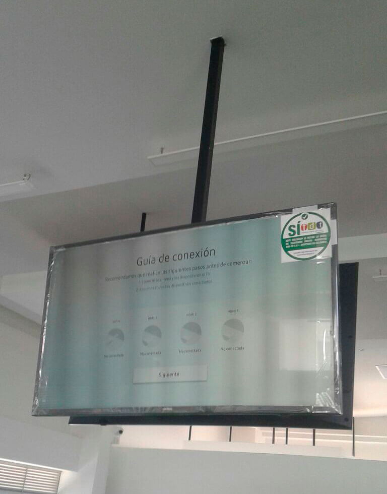 Servicio de instalacion realizado en la ciudad de Bogota anclando un soporte al techo para colgar dos televisores samsung smart tv Servicio de instalacion realizado en la ciudad de Bogota anclando un soporte al techo para colgar dos televisores samsung smart tv